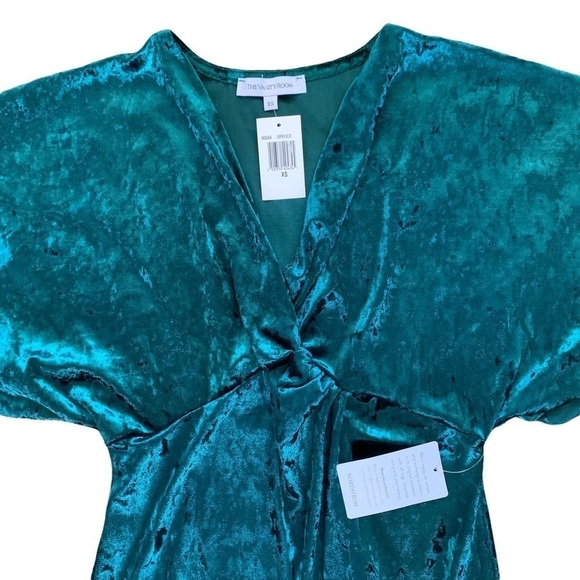 The Vanity Room NWT Nordstrom’s Crushed Velvet Faux Wrap Dress Size XS - Picture 6 of 12